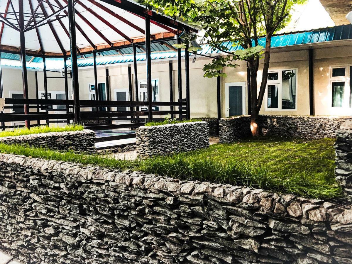 Park Hostel Osz Zewnętrze zdjęcie